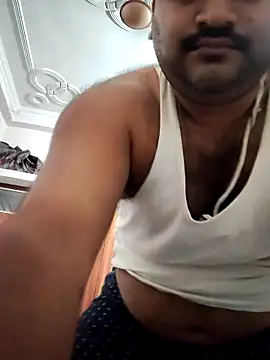 desiyouth94 online show from September 27, 2025, 2:39 am