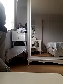 herkes26 online show from April 18, 2026, 12:40 pm