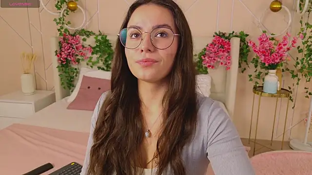 GabiBatista online show from September 28, 2025, 5:03 am