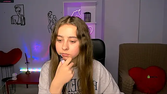 Snapshot of rebecca_smile chatting on November 10, 2025, 1:16 pm rebecca smile online show from November 10, 2025, 1:16 pm