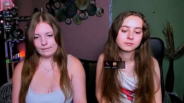 Snapshot of rebecca_smile chatting on November 12, 2025, 8:12 pm rebecca smile online show from November 12, 2025, 8:12 pm