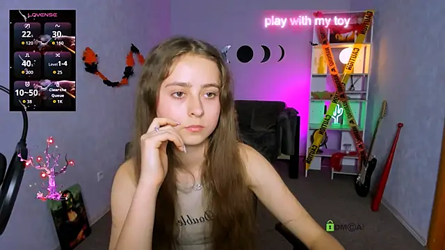 Snapshot of rebecca_smile chatting on October 27, 2025, 1:34 pm rebecca smile online show from October 27, 2025, 1:34 pm