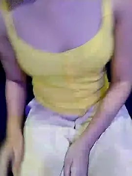 Snapshot of RIYA_LIVE0 chatting on October 30, 2025, 5:32 pm RIYA LIVE0 online show from October 30, 2025, 5:32 pm