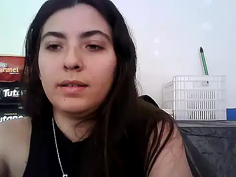 Snapshot of larj021bb chatting on October 31, 2025, 1:08 pm larj021bb online show from October 31, 2025, 1:08 pm