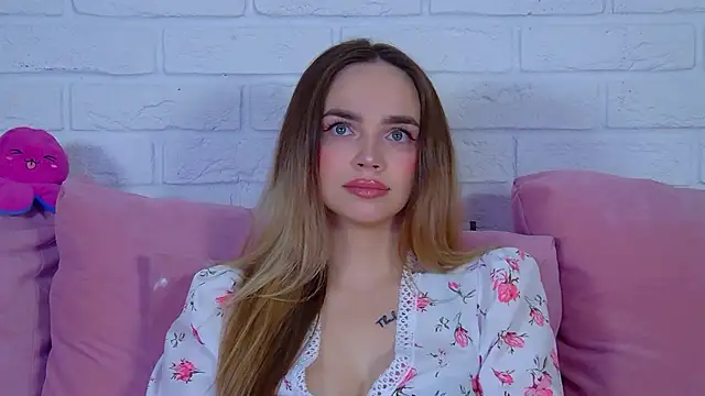 AnitaVenture online show from April 9, 2026, 4:25 am