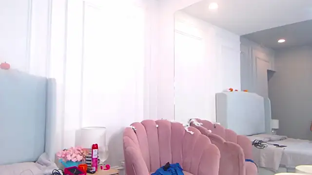 Snapshot of ChantalGarner chatting on November 5, 2025, 1:14 pm ChantalGarner online show from November 5, 2025, 1:14 pm