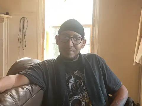 ThrowedWorldWide online show from December 22, 2025, 4:40 pm