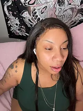 Snapshot of NeliaHexxen chatting on October 31, 2025, 12:18 am NeliaHexxen online show from October 31, 2025, 12:18 am