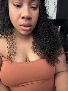 NeliaHexxen online show from February 18, 2026, 7:06 am