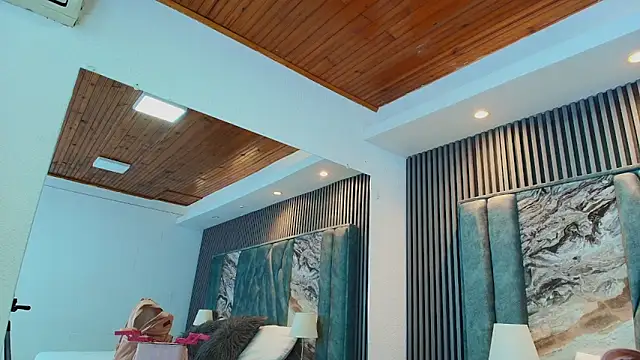 Snapshot of celestebellmont chatting on December 16, 2025, 12:42 pm celestebellmont online show from December 16, 2025, 12:42 pm