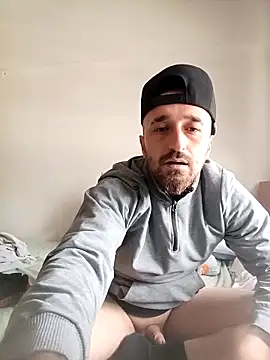 krerem online show from February 18, 2026, 10:44 am