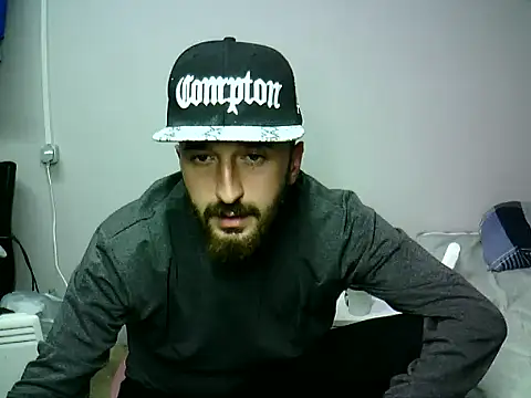 krerem online show from November 11, 2025, 8:25 pm