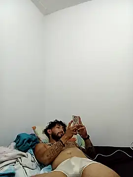 Snapshot of kingbickcockDn chatting on November 28, 2025, 8:09 pm kingbickcockDn online show from November 28, 2025, 8:09 pm