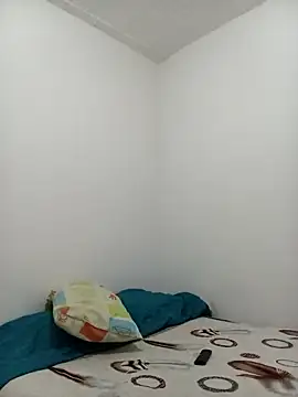 Snapshot of kingbickcockDn chatting on October 24, 2025, 4:28 pm kingbickcockDn online show from October 24, 2025, 4:28 pm