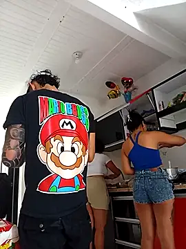 Snapshot of kingbickcockDn chatting on November 22, 2025, 5:45 pm kingbickcockDn online show from November 22, 2025, 5:45 pm