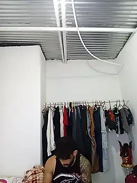 Snapshot of kingbickcockDn chatting on December 5, 2025, 2:54 am kingbickcockDn online show from December 5, 2025, 2:54 am