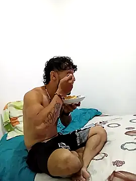 Snapshot of kingbickcockDn chatting on October 26, 2025, 3:12 pm kingbickcockDn online show from October 26, 2025, 3:12 pm