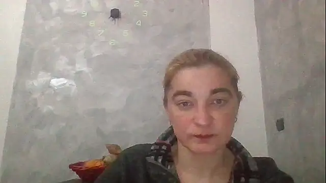 Snapshot of GoldenAngelMilf chatting on February 25, 2026, 6:30 pm GoldenAngelMilf online show from February 25, 2026, 6:30 pm