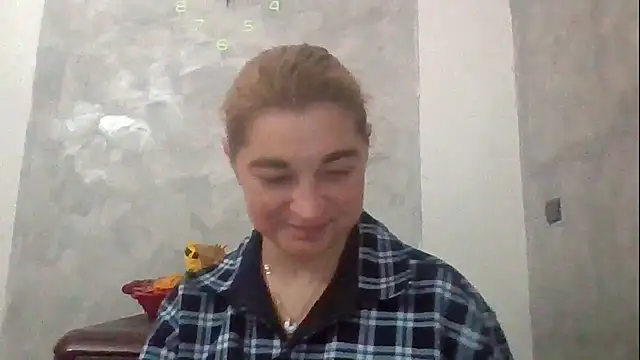 Snapshot of GoldenAngelMilf chatting on March 24, 2026, 5:29 am GoldenAngelMilf online show from March 24, 2026, 5:29 am