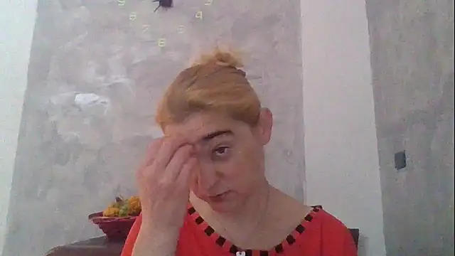 Snapshot of GoldenAngelMilf chatting on May 11, 2026, 6:37 am GoldenAngelMilf online show from May 11, 2026, 6:37 am