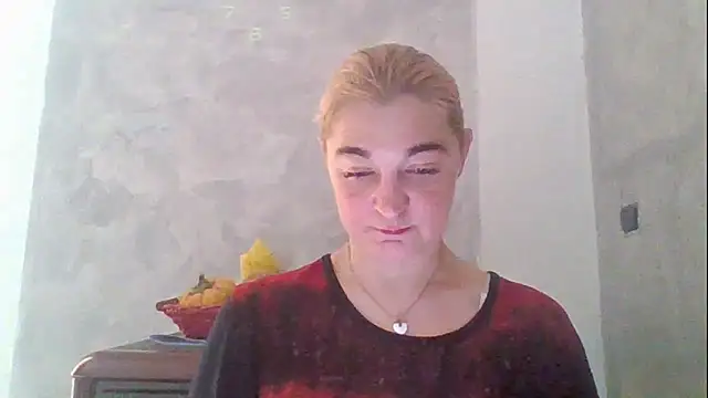 Snapshot of GoldenAngelMilf chatting on May 6, 2026, 12:42 pm GoldenAngelMilf online show from May 6, 2026, 12:42 pm