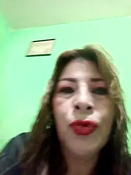 Snapshot of VANESSA__01 chatting on November 15, 2025, 3:05 pm VANESSA 01 online show from November 15, 2025, 3:05 pm