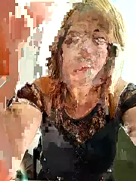 Snapshot of VANESSA__01 chatting on November 22, 2025, 12:59 pm VANESSA 01 online show from November 22, 2025, 12:59 pm