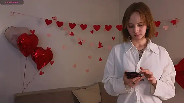 Snapshot of TwixieGuo chatting on March 1, 2026, 11:43 am TwixieGuo online show from March 1, 2026, 11:43 am