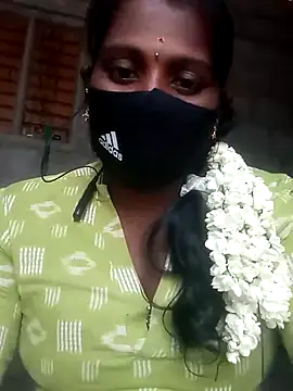 Snapshot of Tamil_Hot_Sandy chatting on October 6, 2025, 7:31 am Tamil Hot Sandy online show from October 6, 2025, 7:31 am