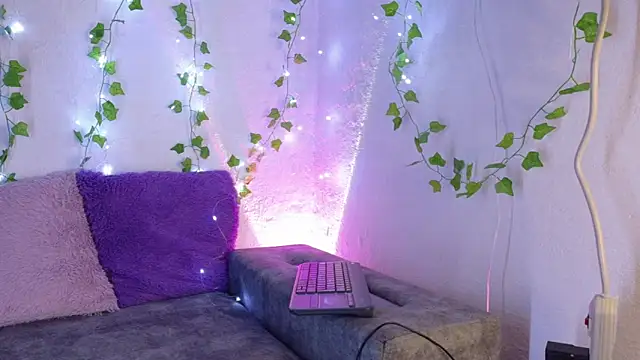 EliDurann online show from March 3, 2026, 11:50 am