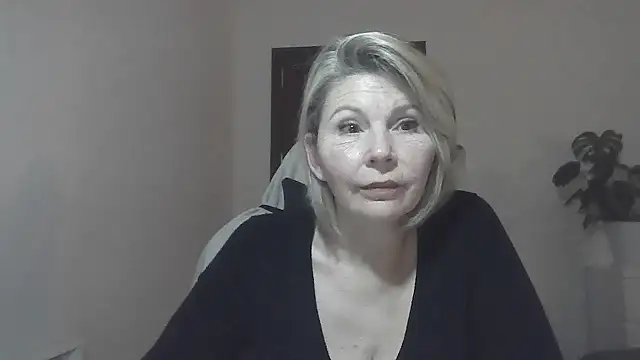Snapshot of Norivaya chatting on February 2, 2026, 12:09 am Norivaya online show from February 2, 2026, 12:09 am