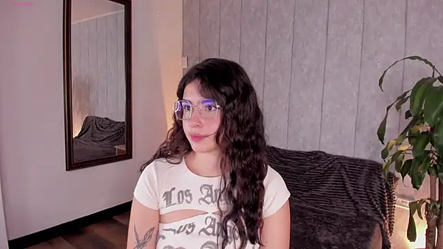 Snapshot of Sweet_pay chatting on April 1, 2026, 12:28 pm Sweet pay online show from April 1, 2026, 12:28 pm