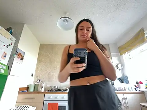 Snapshot of Playfulvixen25 chatting on March 31, 2026, 10:50 am Playfulvixen25 online show from March 31, 2026, 10:50 am