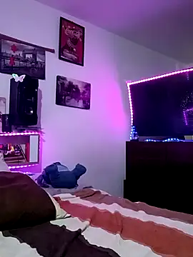 pinklajokr online show from November 26, 2025, 3:39 am