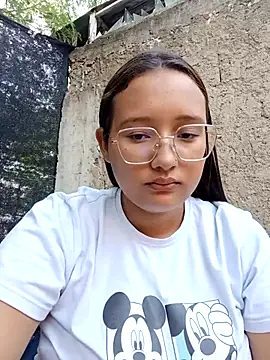 Snapshot of young_dairy01 chatting on November 15, 2025, 12:20 pm young dairy01 online show from November 15, 2025, 12:20 pm