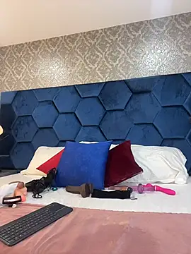 Angelina Roa online show from March 27, 2026, 3:02 pm