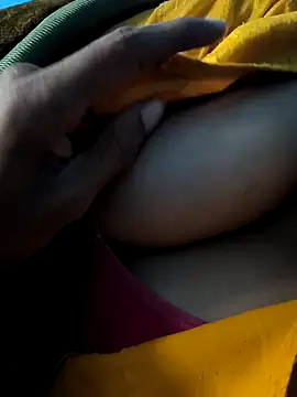 Snapshot of khushbuDarchut71 chatting on November 18, 2025, 4:54 pm khushbuDarchut71 online show from November 18, 2025, 4:54 pm