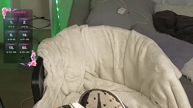 Tofumuchh online show from November 14, 2025, 3:43 am