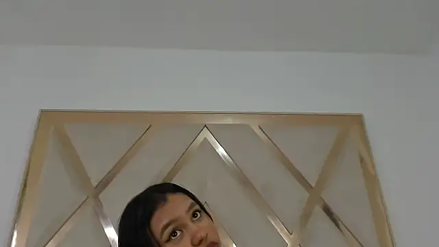 indiraasm online show from November 13, 2025, 2:04 am