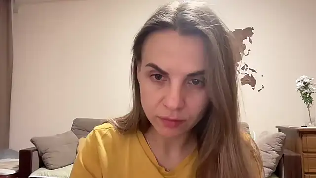 AnnieLove7722 online show from December 2, 2025, 11:23 am