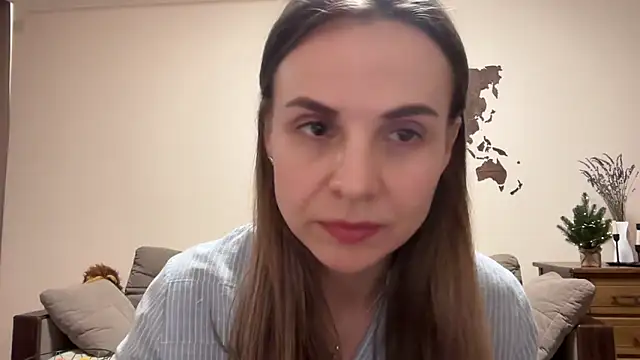 AnnieLove7722 online show from December 17, 2025, 11:59 am