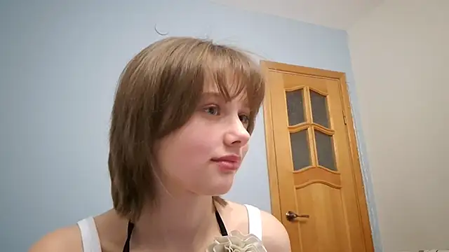 Snapshot of ExitedTroth chatting on October 13, 2025, 5:25 pm ExitedTroth online show from October 13, 2025, 5:25 pm