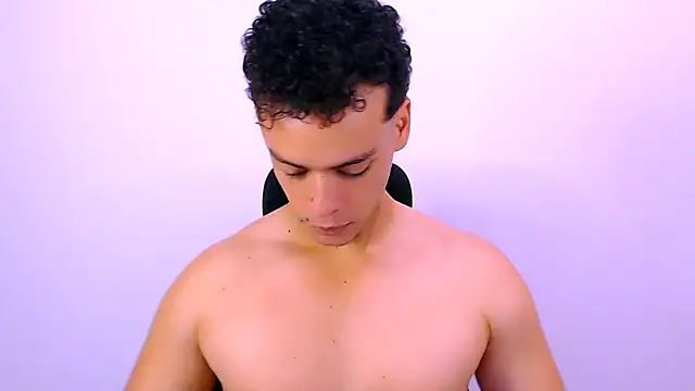 DominicBlazze online show from October 9, 2025, 7:36 pm