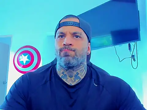 Snapshot of JoshRigby chatting on October 27, 2025, 8:32 pm JoshRigby online show from October 27, 2025, 8:32 pm