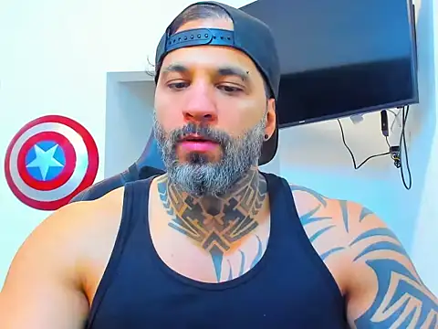 Snapshot of JoshRigby chatting on December 3, 2025, 8:08 pm JoshRigby online show from December 3, 2025, 8:08 pm