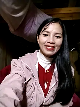 Snapshot of lmc-zz chatting on November 26, 2025, 12:43 am lmc-zz online show from November 26, 2025, 12:43 am