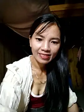 Snapshot of lmc-zz chatting on November 1, 2025, 12:28 am lmc-zz online show from November 1, 2025, 12:28 am