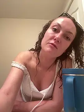 sexybriiiixoxo online show from June 25, 2026, 8:19 am