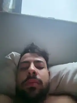 Snapshot of artzin2334 chatting on December 17, 2025, 8:08 am artzin2334 online show from December 17, 2025, 8:08 am