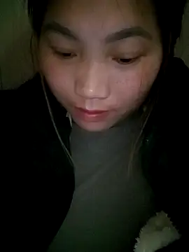 min-xinh online show from February 4, 2026, 11:00 pm